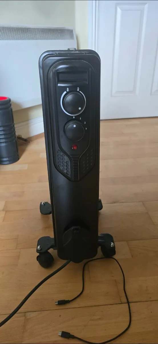 Oil filled portable radiator - Image 2