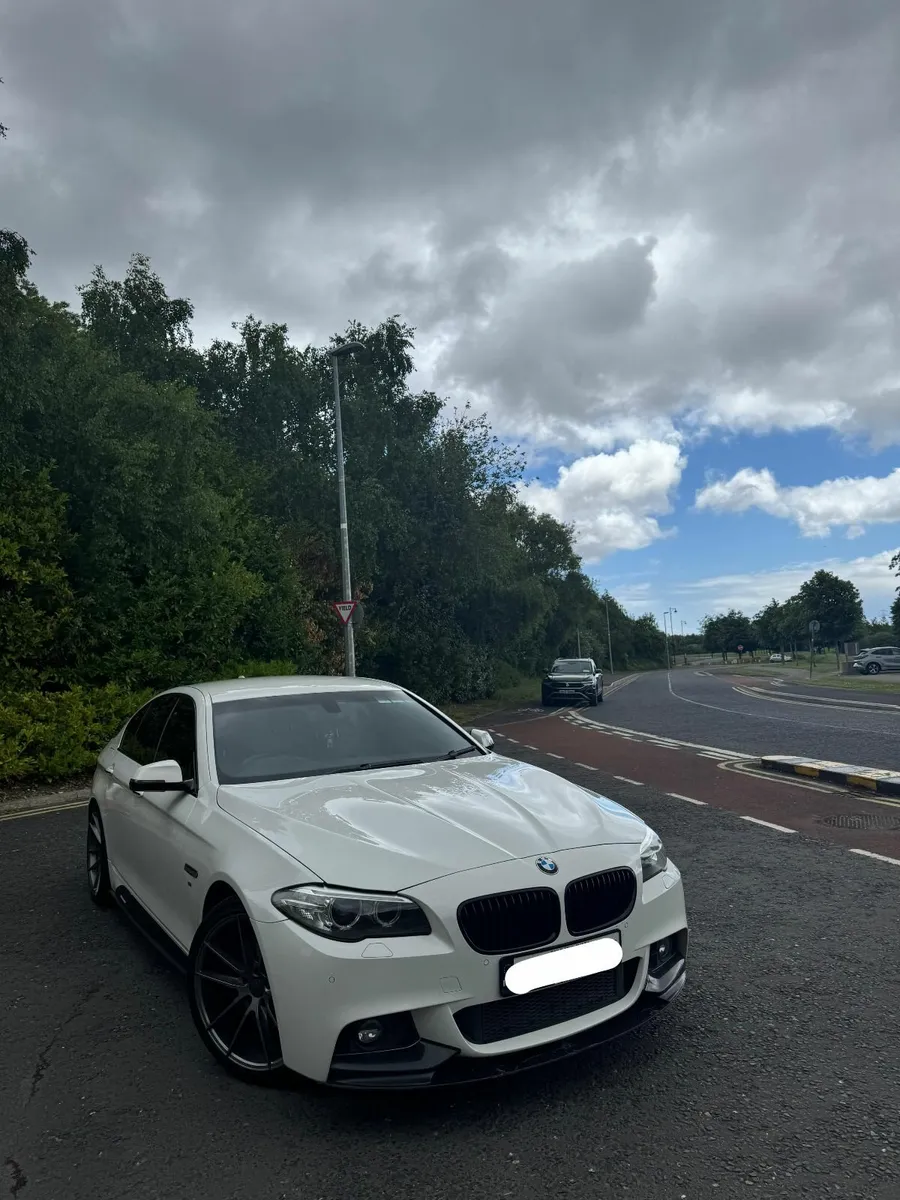BMW 5-Series 2015 520D F10 MSport - Image 1