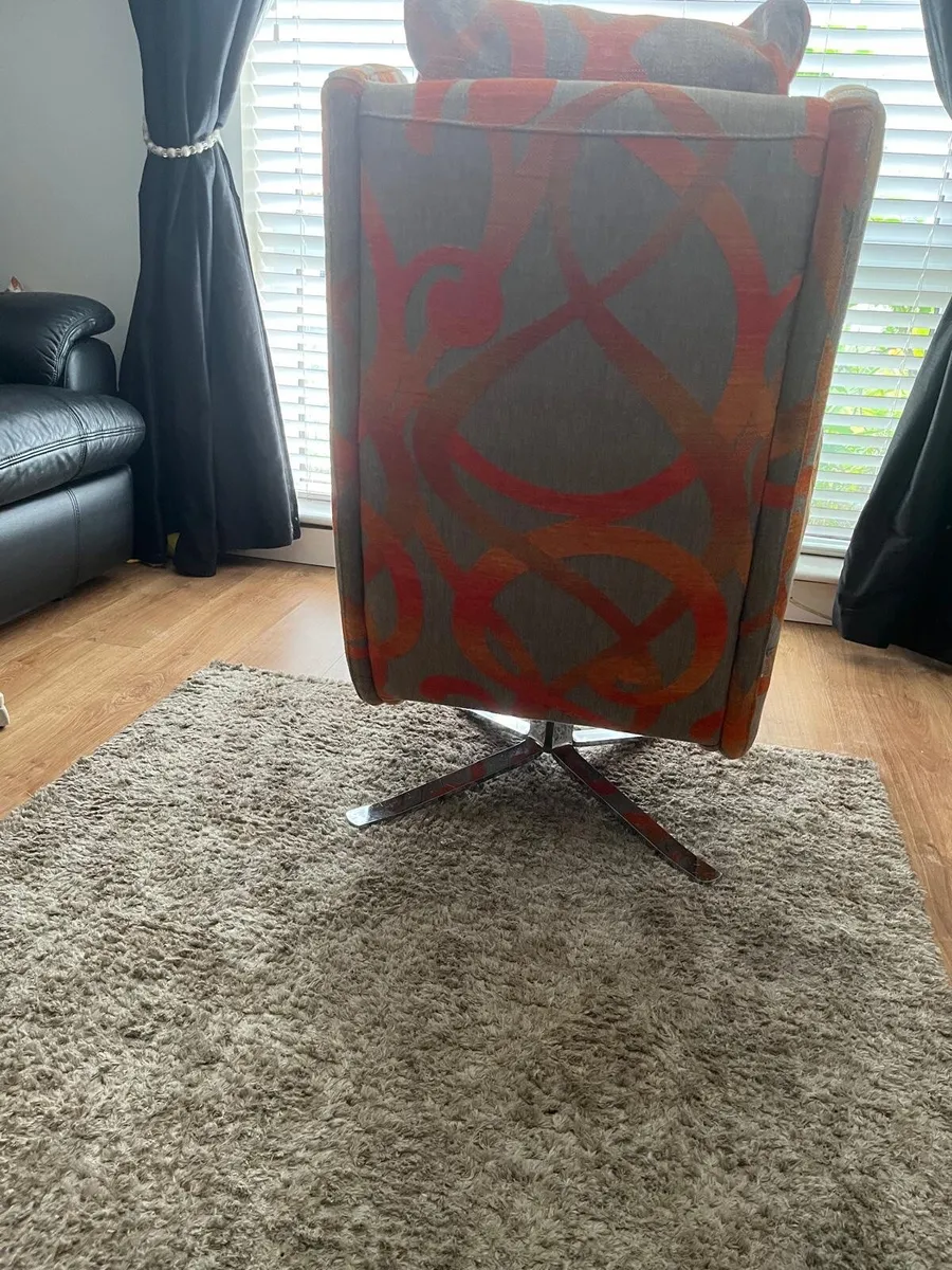Chair - Image 1