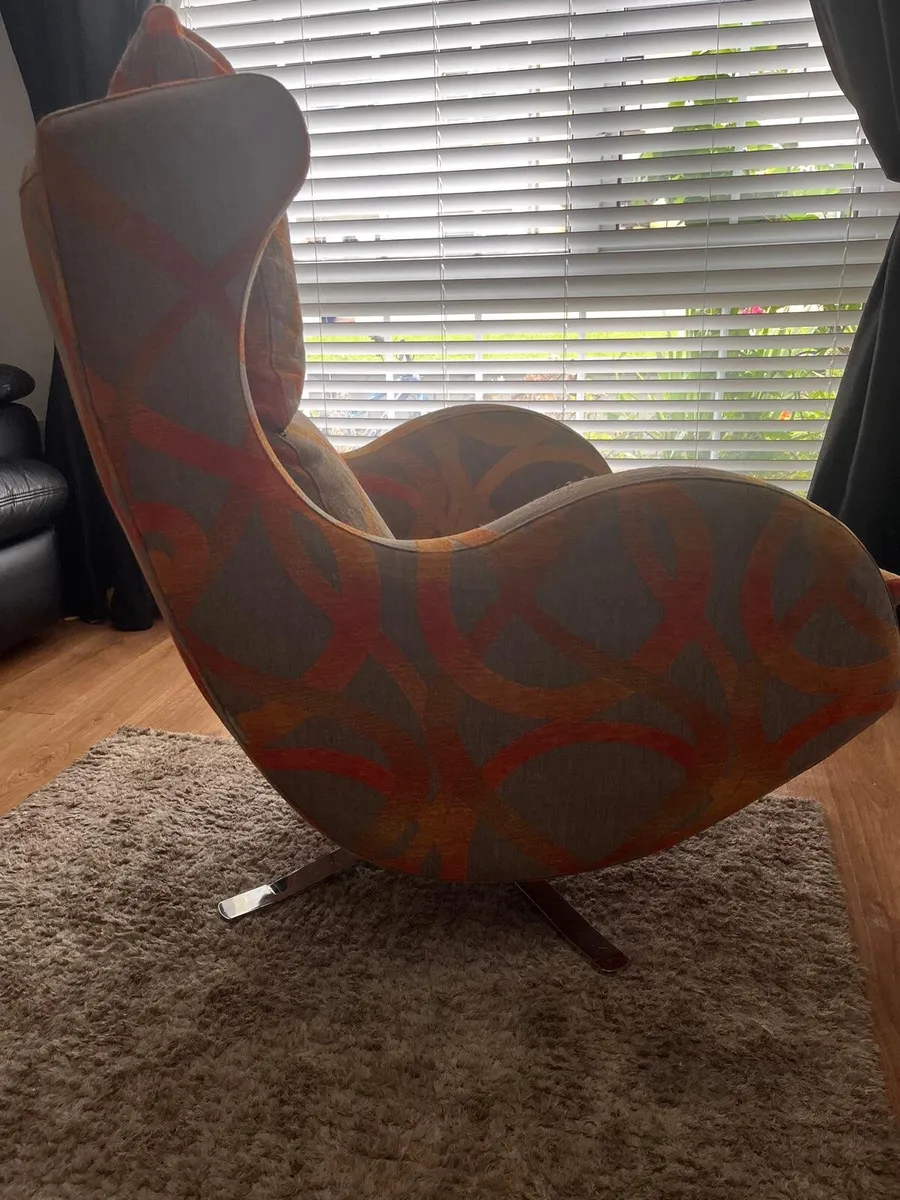 Chair - Image 3