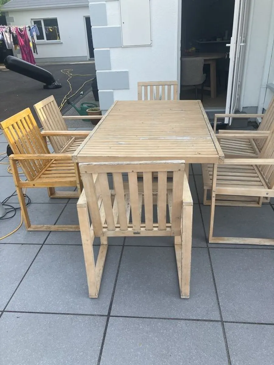 patio table and 6 chairs - Image 3