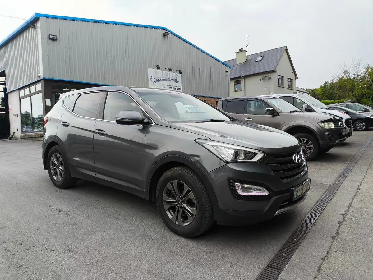 Hyundai Santa Fe 2015 - Image 1
