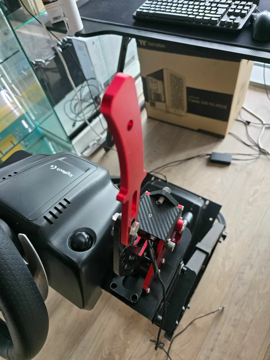 Logitech G29 Steering Wheel Sim Racing Set-up - Image 2