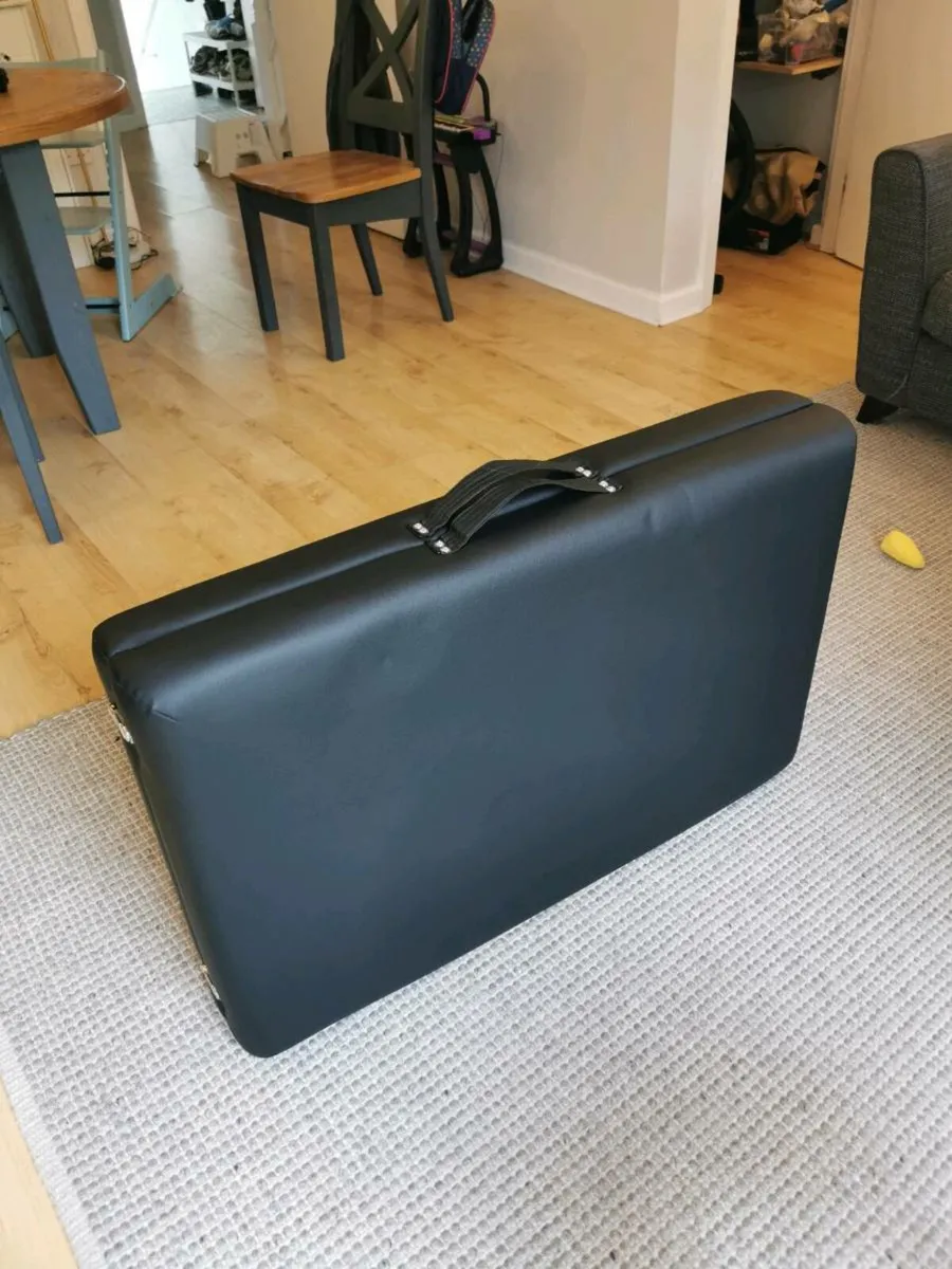 Massage table - Image 3