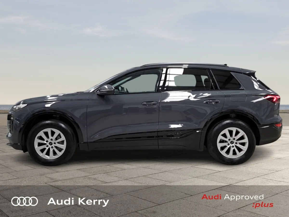 Audi Q6 e-tron ADVANCE E-TRON PERFORMANCE - Image 4