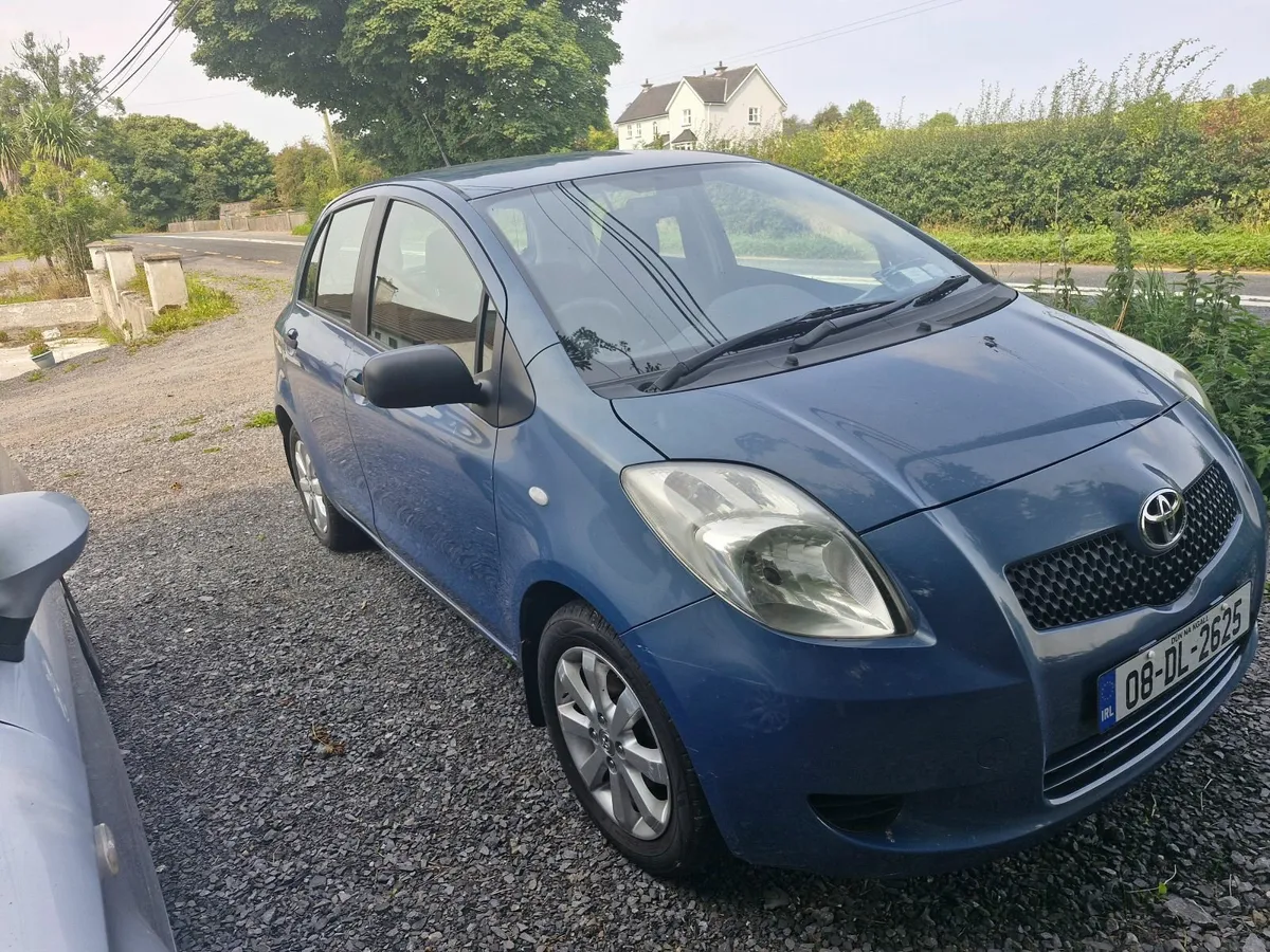 Toyota Yaris 2008 - Image 2