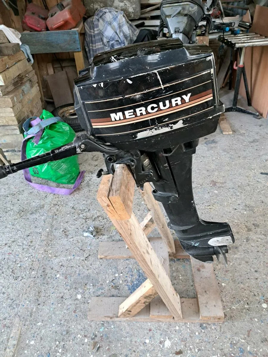 2 outboard engines - Image 1