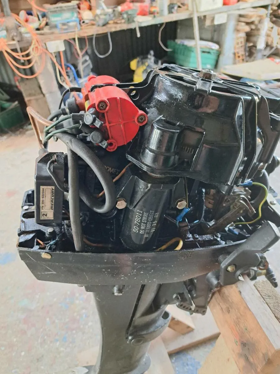 2 outboard engines - Image 2