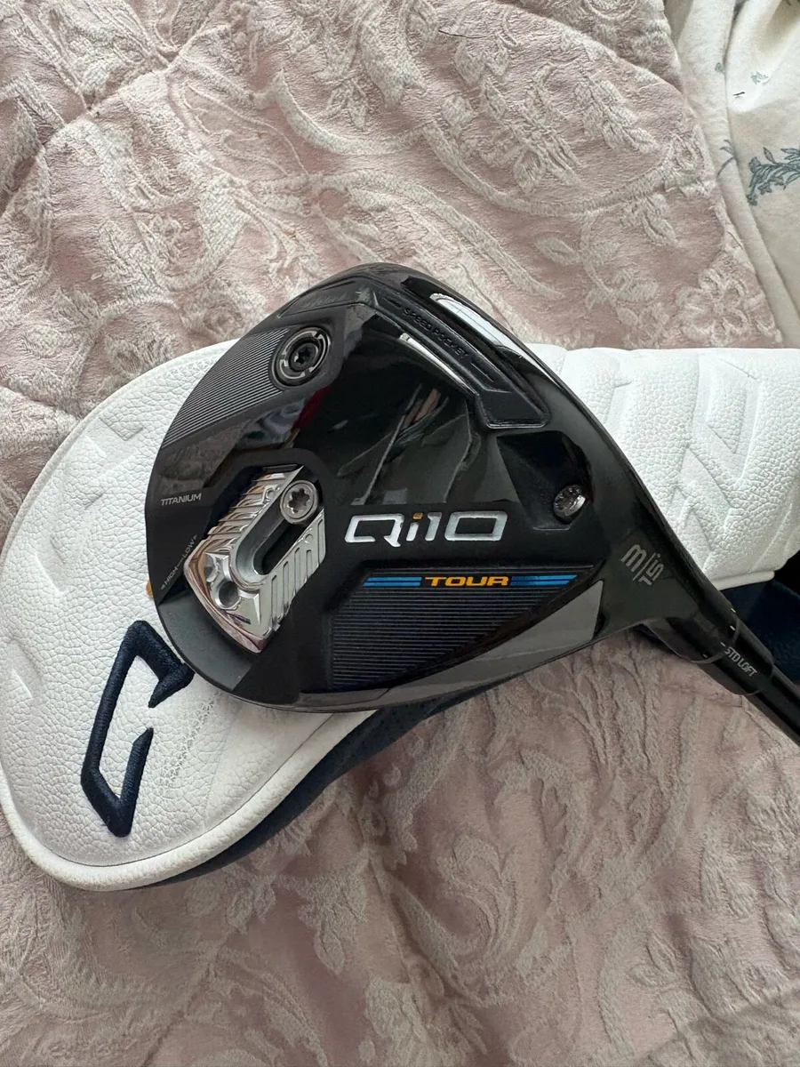 B.New TaylorMade QI10 3 wood choice of 3 shafts - Image 1
