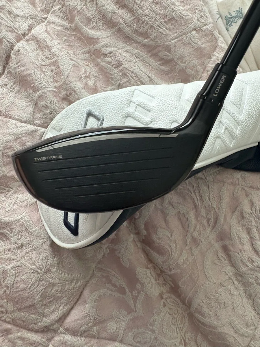 B.New TaylorMade QI10 3 wood choice of 3 shafts - Image 2