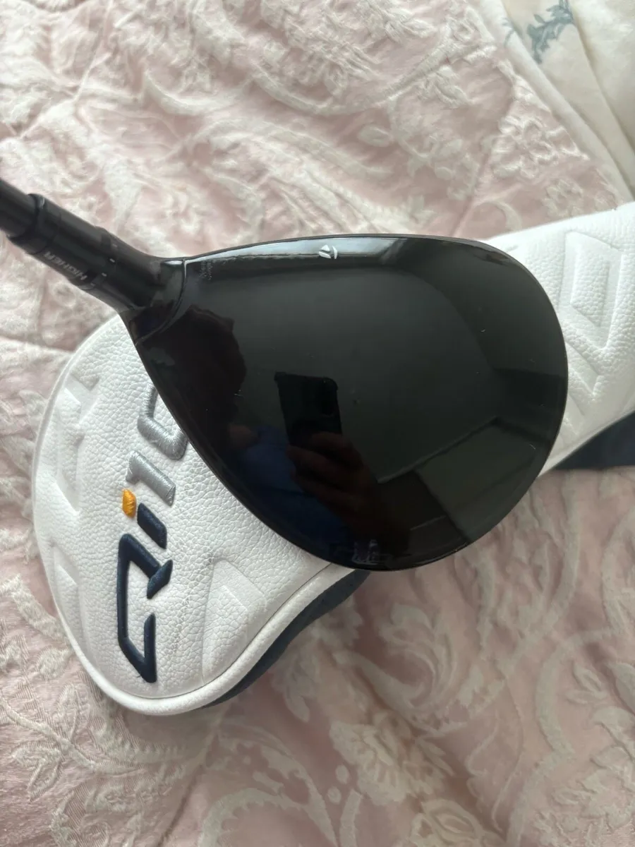 B.New TaylorMade QI10 3 wood choice of 3 shafts - Image 3