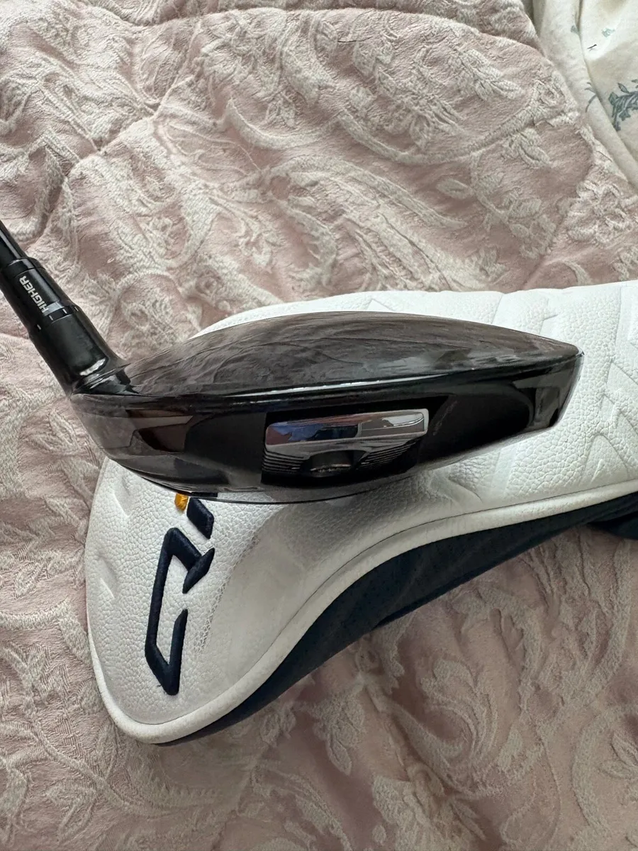 B.New TaylorMade QI10 3 wood choice of 3 shafts - Image 4