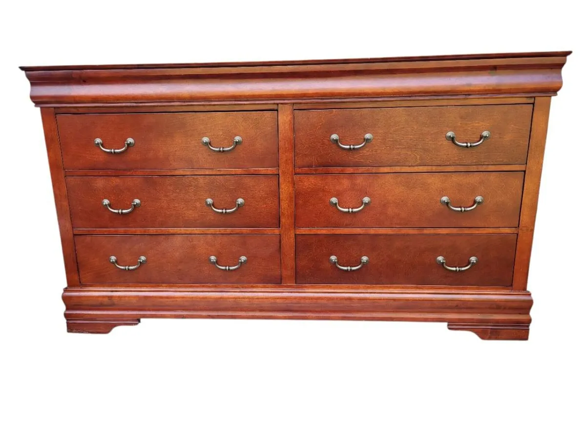 Beautiful six Drawer chest/Sideboard - Image 1