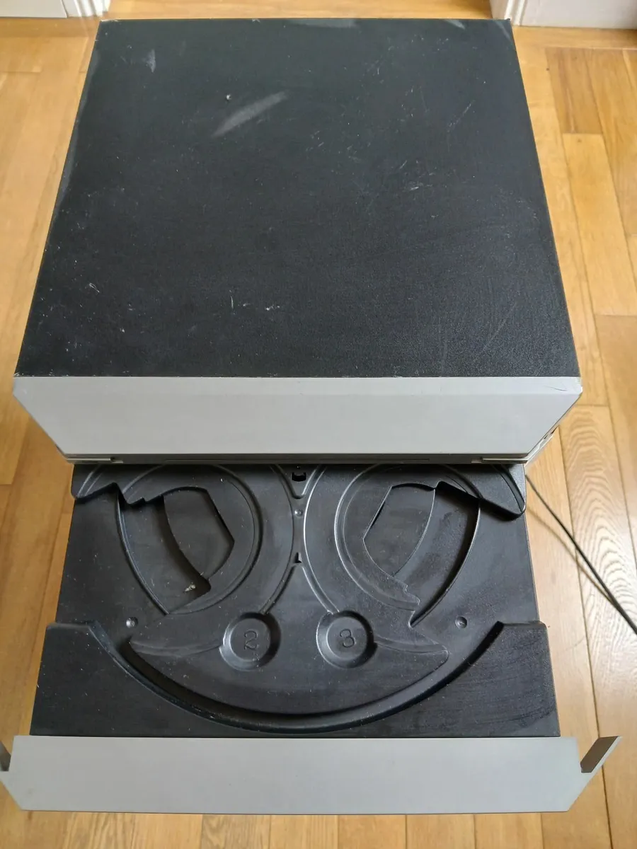 Karaoke machine - Image 3