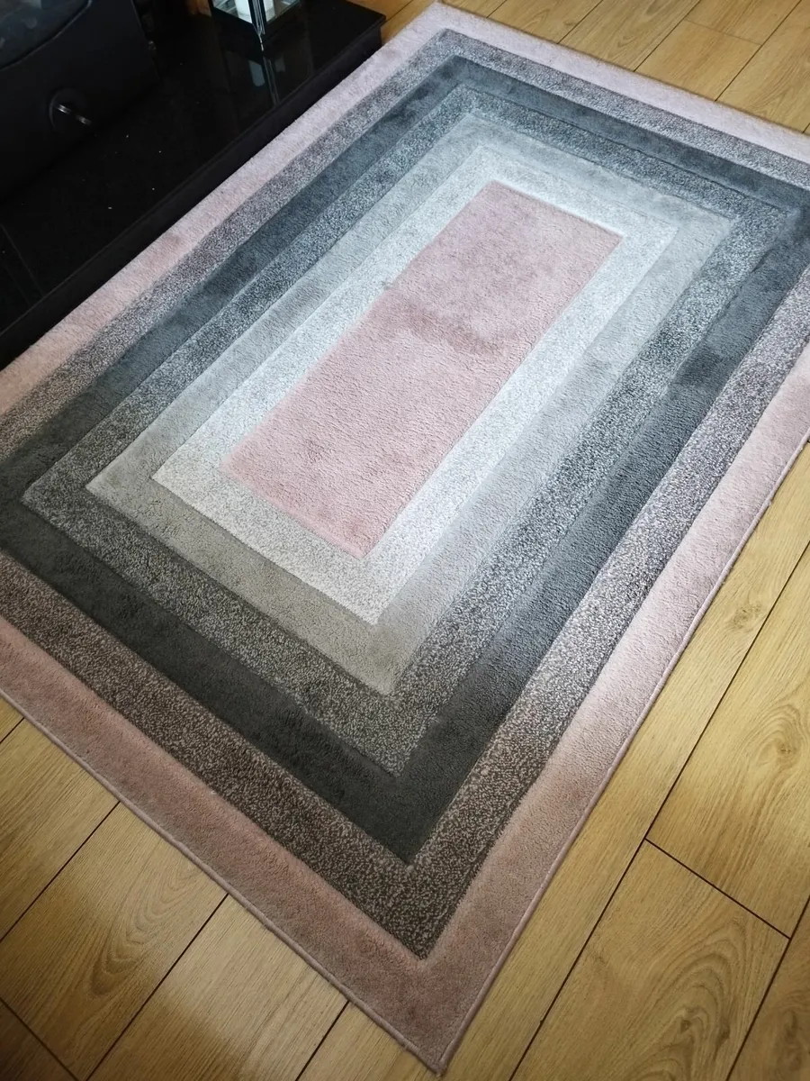 Rug - Image 1