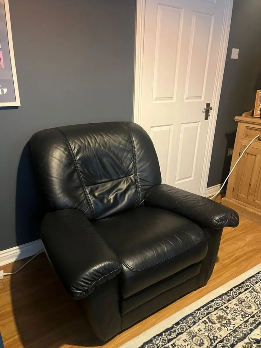 3 seater couch + armchair - Image 2