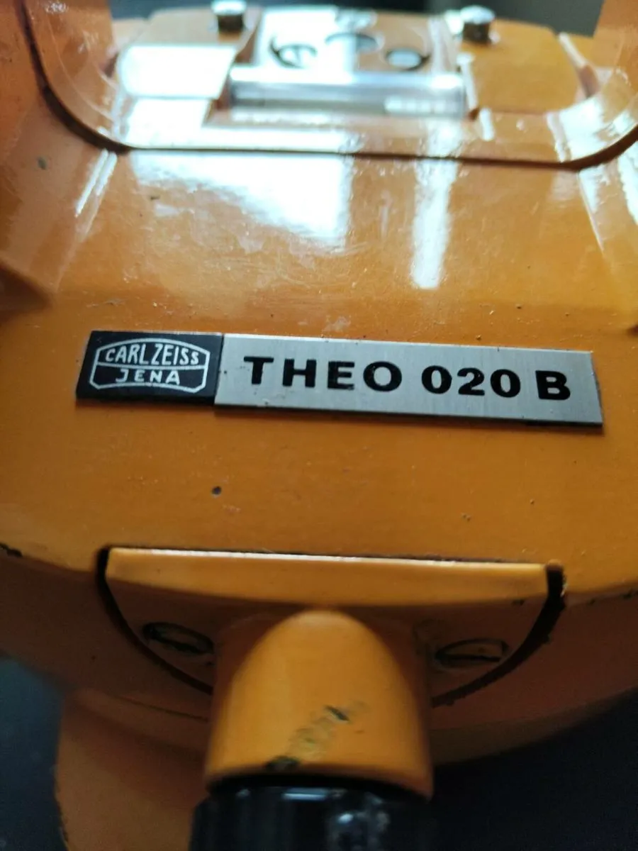 Carl Zeiss theodolite - Image 2