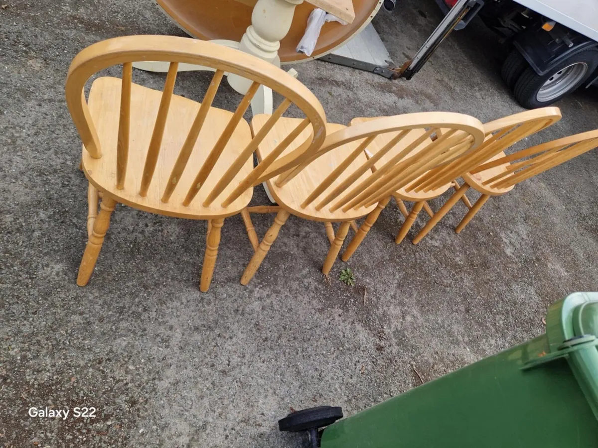 4 oak kitchen chairs - Image 2