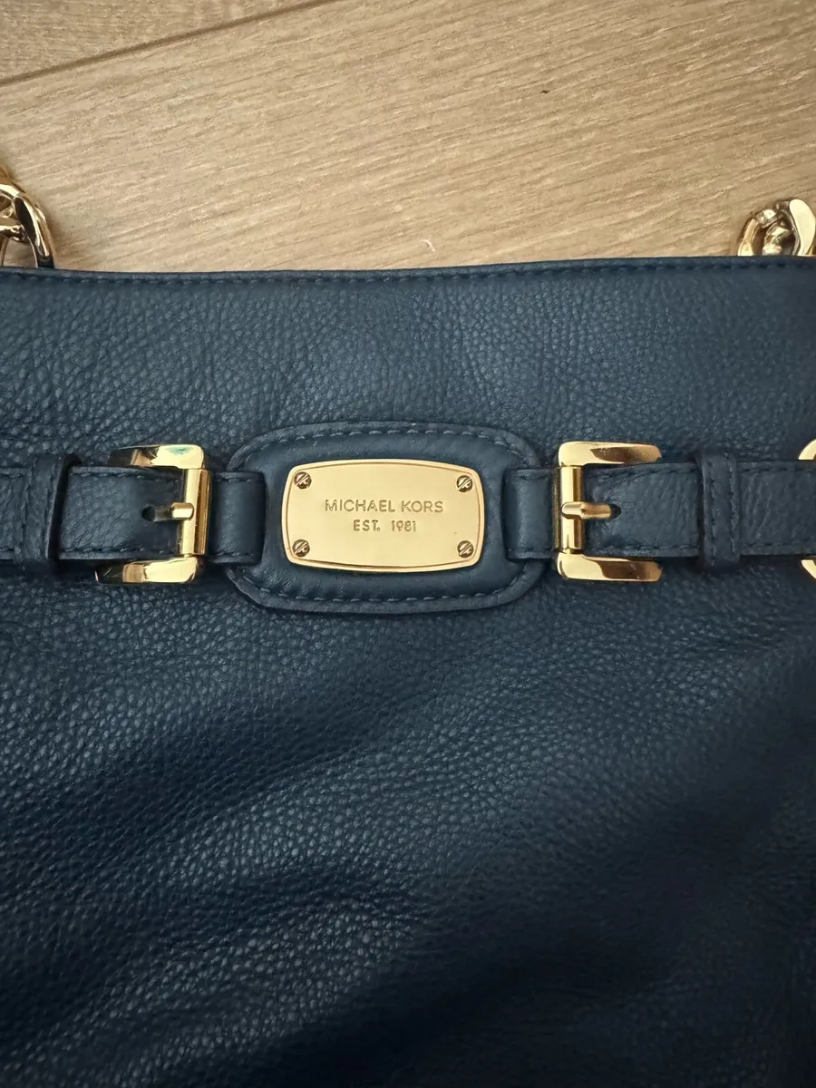 Michael Kors Crossbody Bag - Image 2