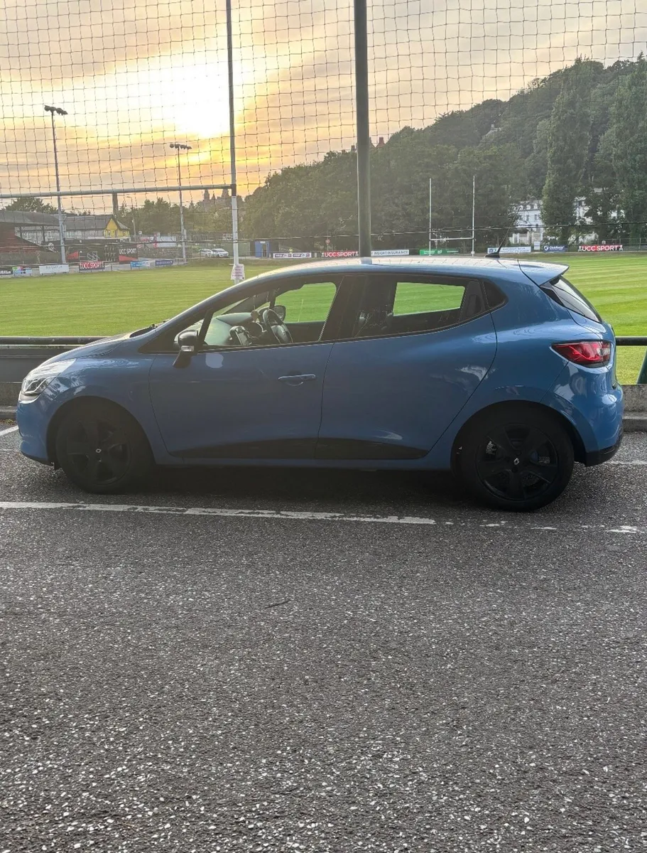 Renault Clio - Image 3