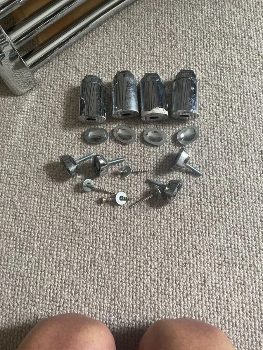 towel rail - Image 3
