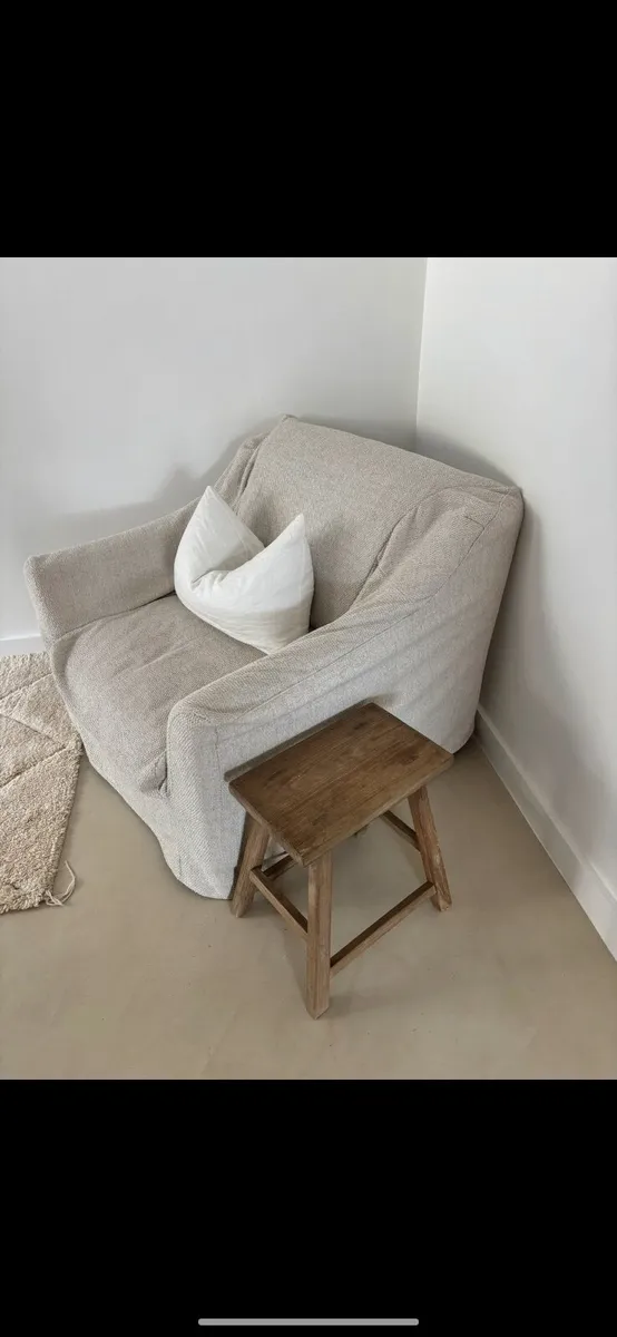 IKEA farlov chair with Beamz boucle cover - Image 1