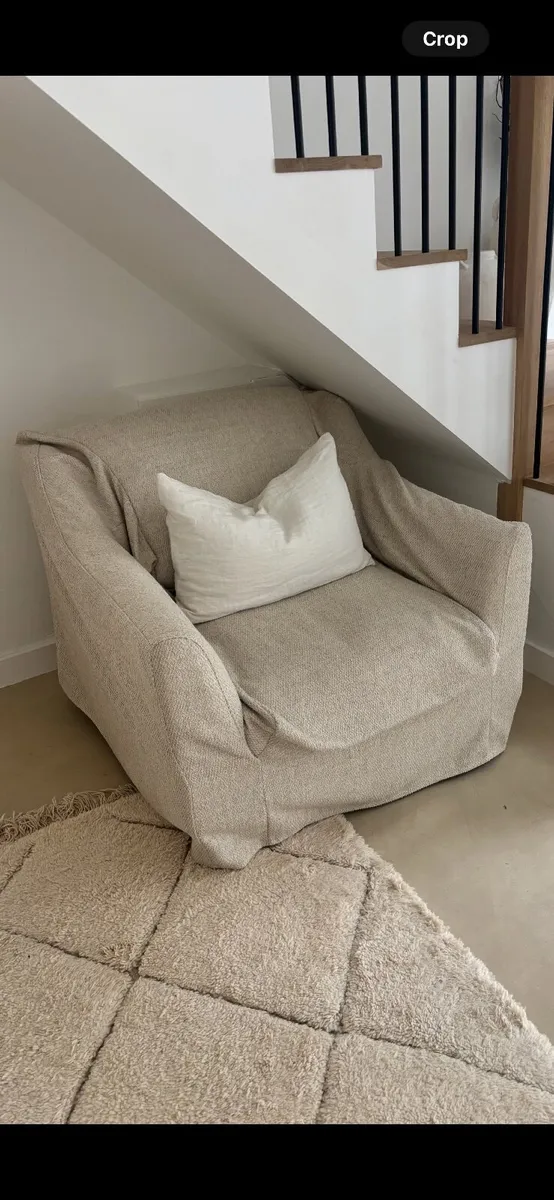 IKEA farlov chair with Beamz boucle cover - Image 3