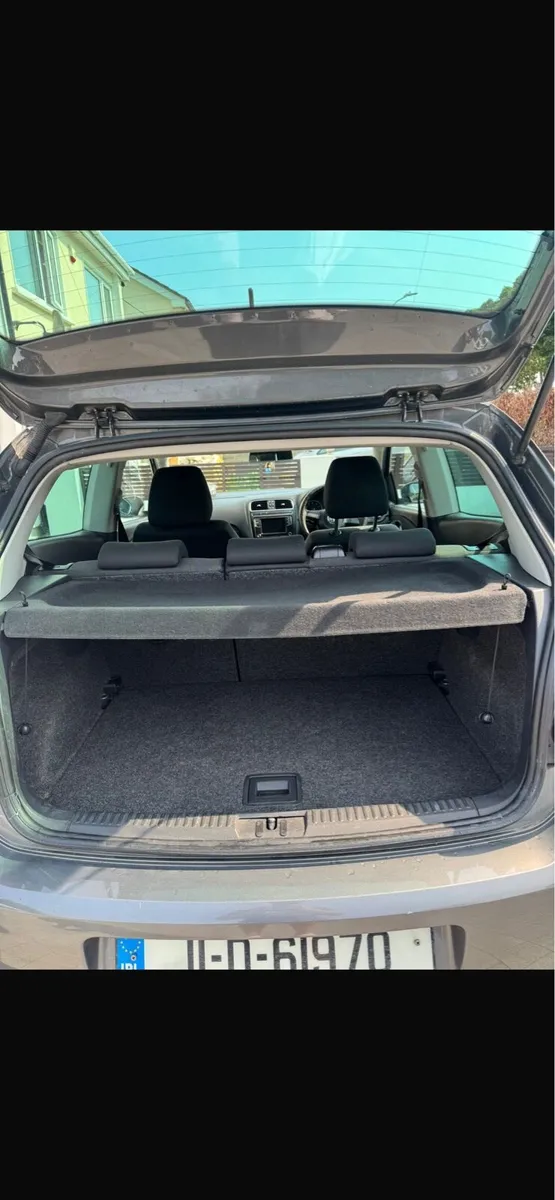 Volkswagen polo - Image 4