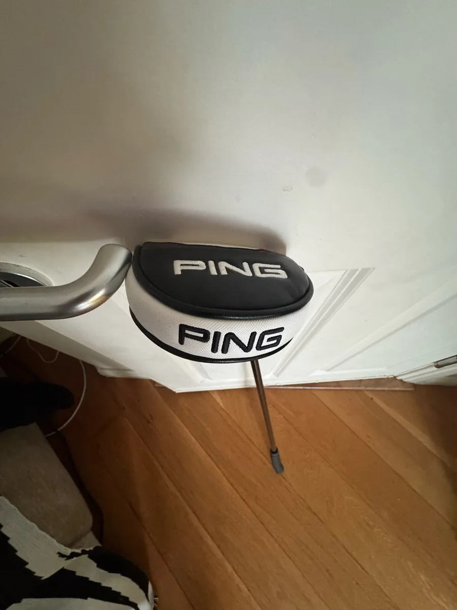 Ping Tyne 4 putter - Image 1