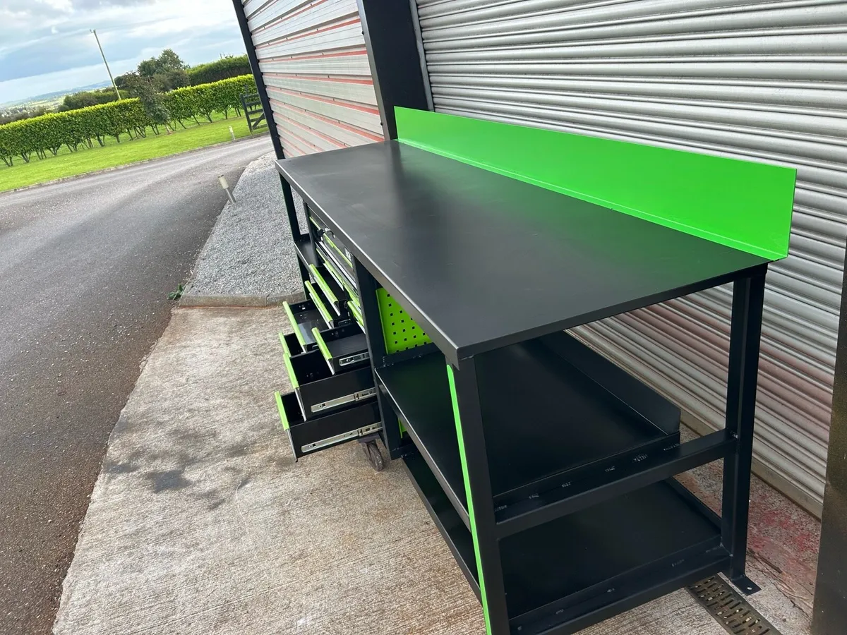 Steel work bench - Image 1