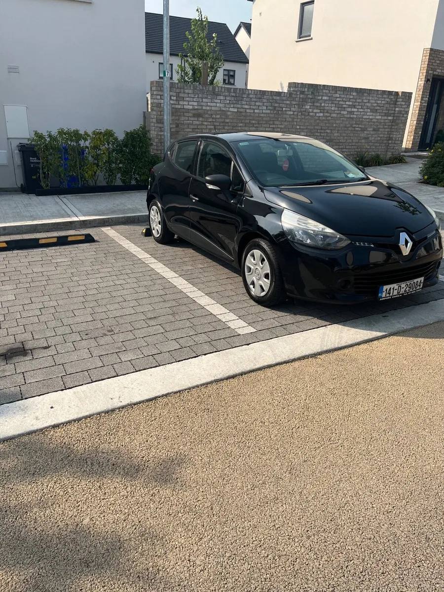 Renault Clio 2014 1.2 Petrol NCT 09/26Tax09/25 - Image 1