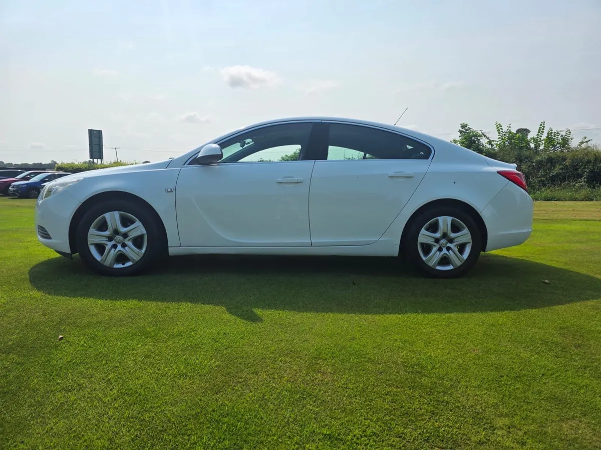 Opel insignia 2 litre diesel ( new NCT today )!!! - Image 4
