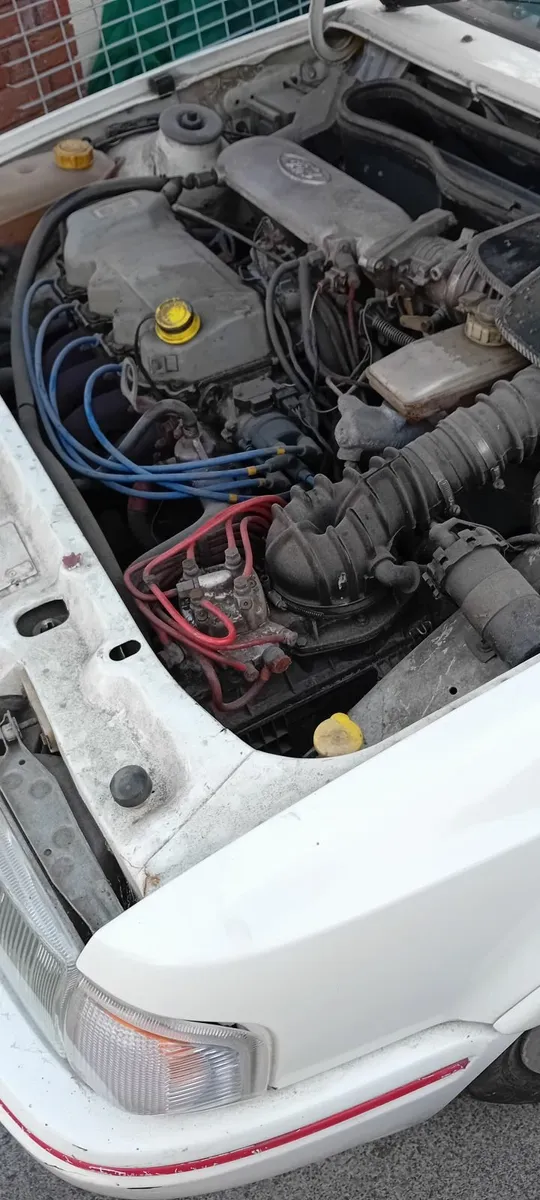 Ford Escort xr3i convertible - Image 2