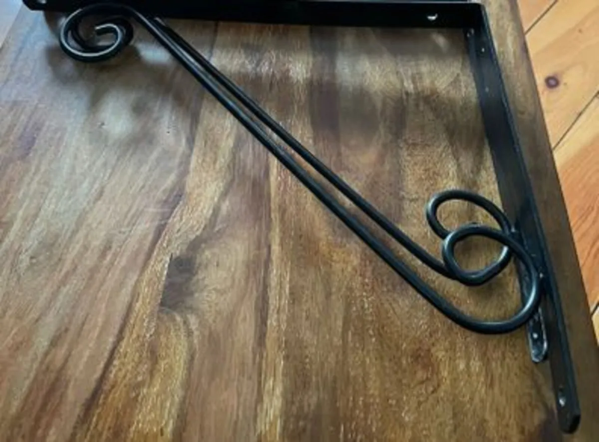 Black Brackets - Large * 2