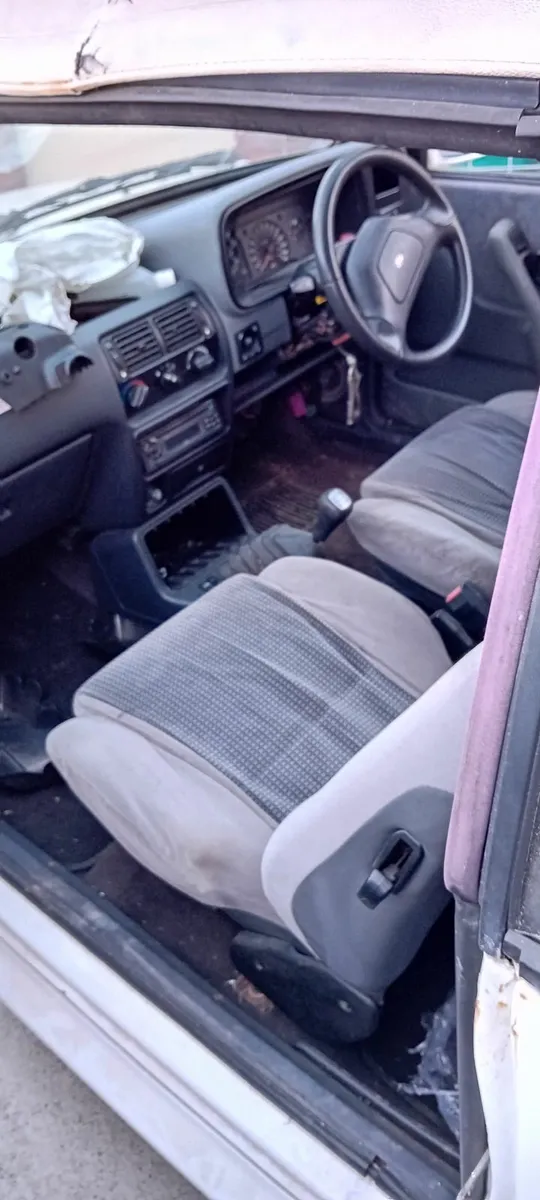 Ford Escort xr3i convertible - Image 3