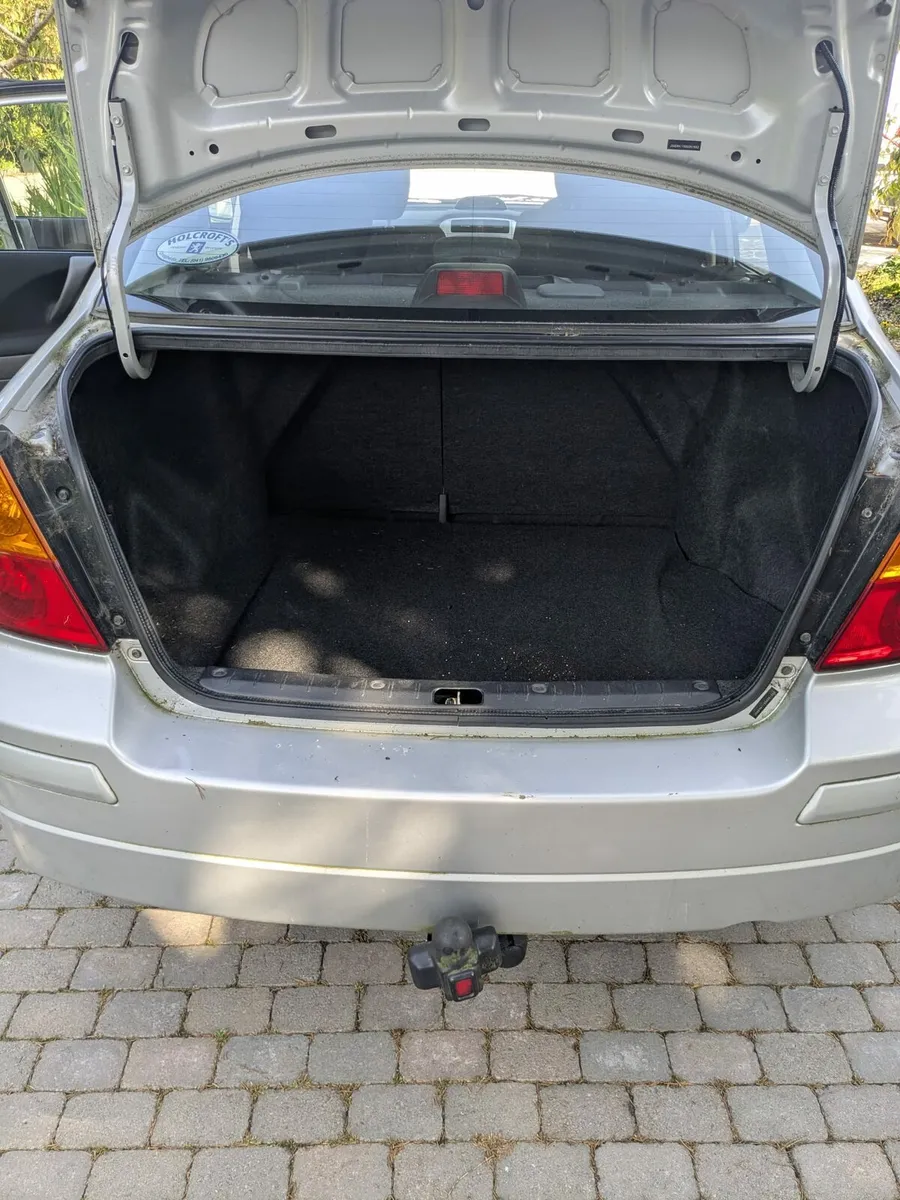 Suzuki Liana - Image 3