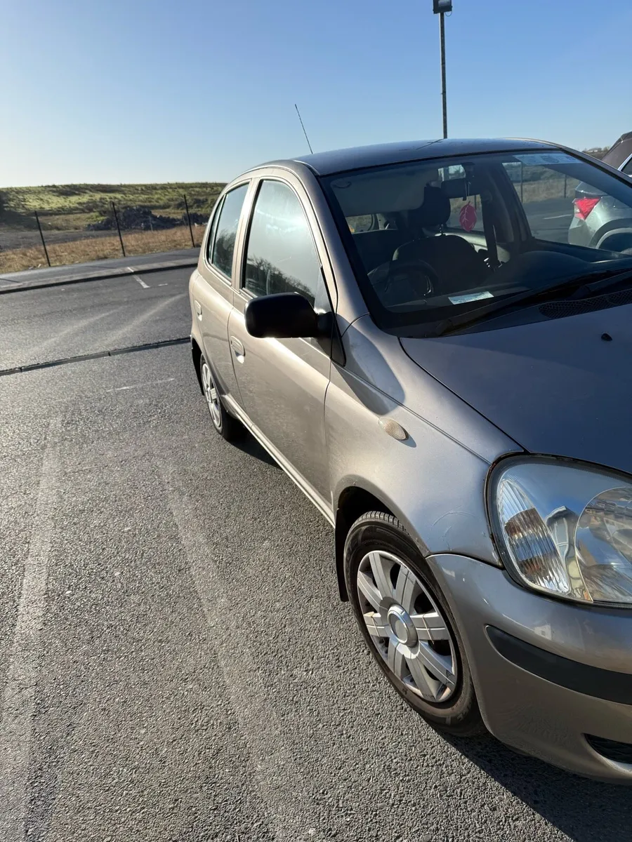 Toyota Yaris 03 - Image 3