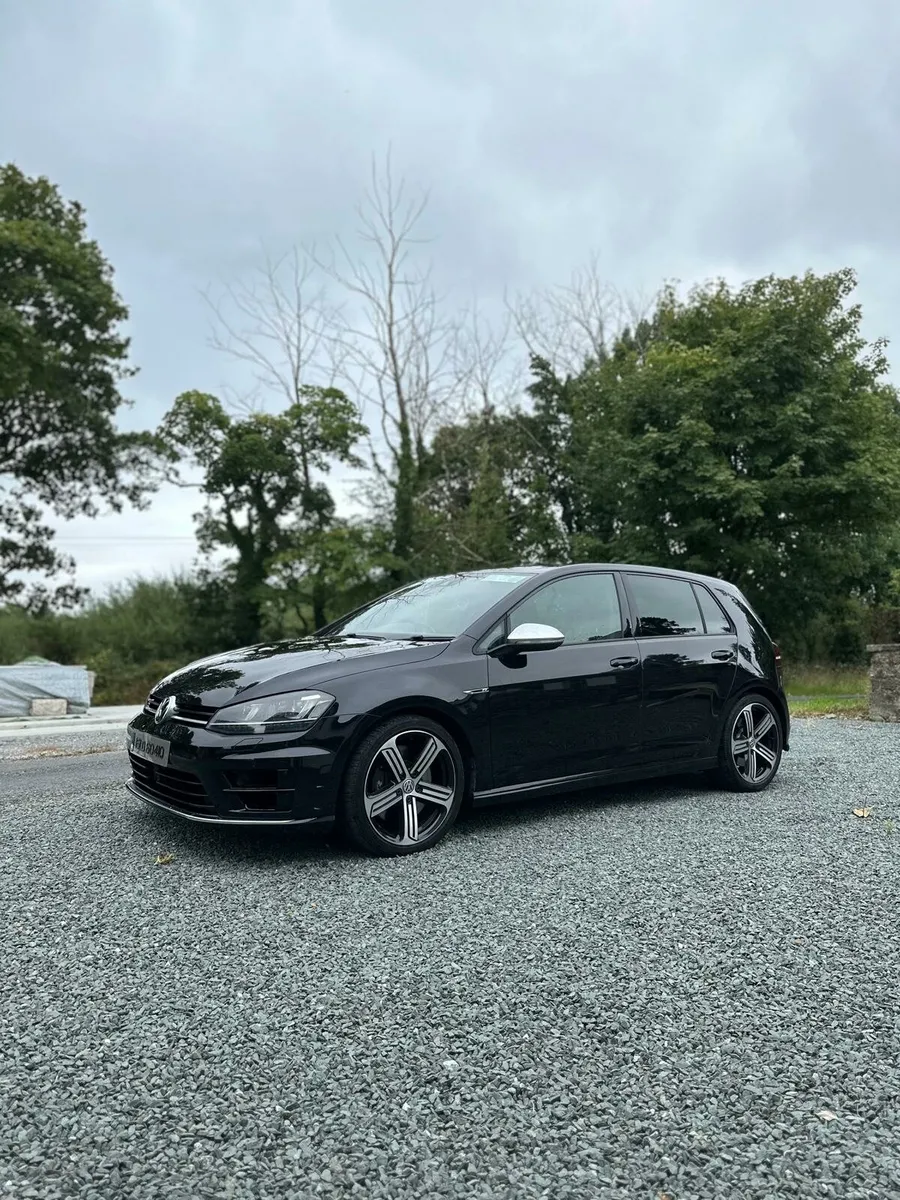 Volkswagen Golf R 300 BHP DSG - Image 1