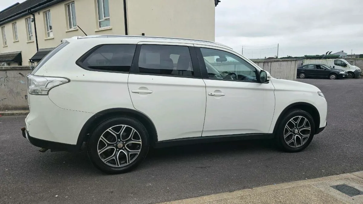 Mitsubishi outlander 3 - Image 3