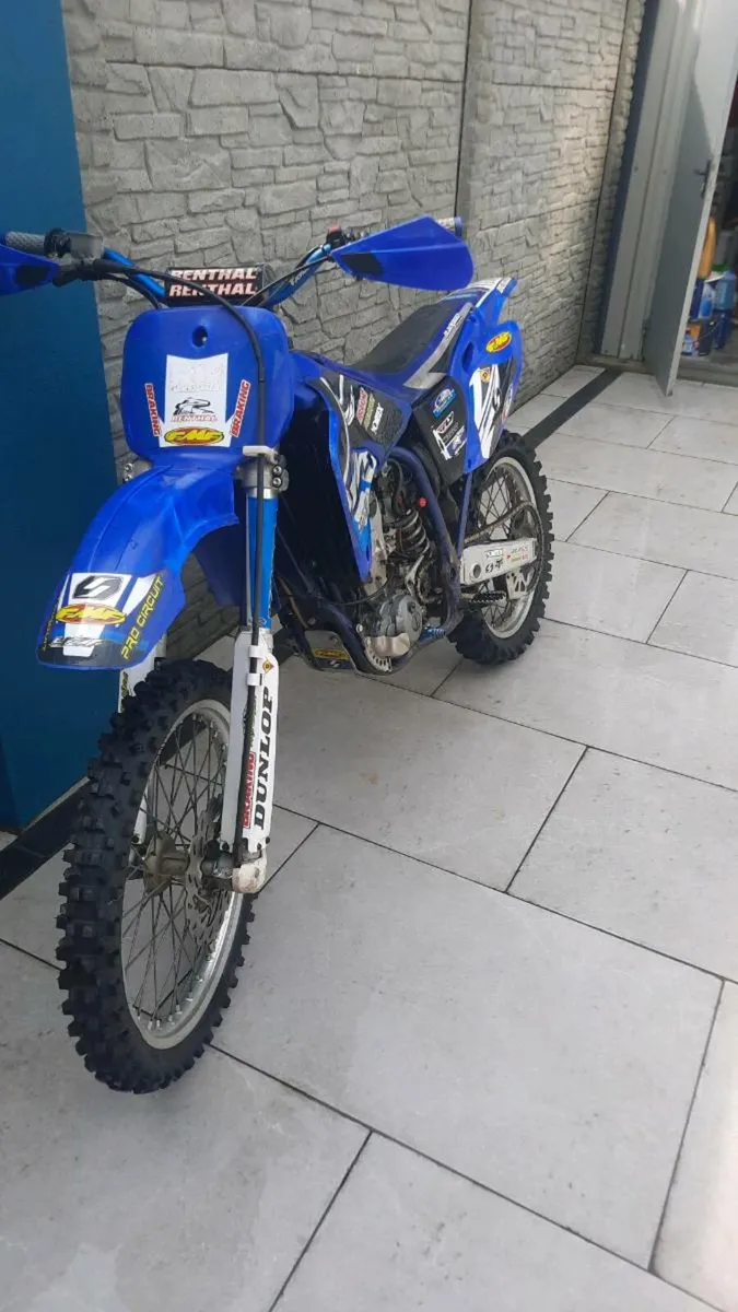 Yamaha yzf400 - Image 2