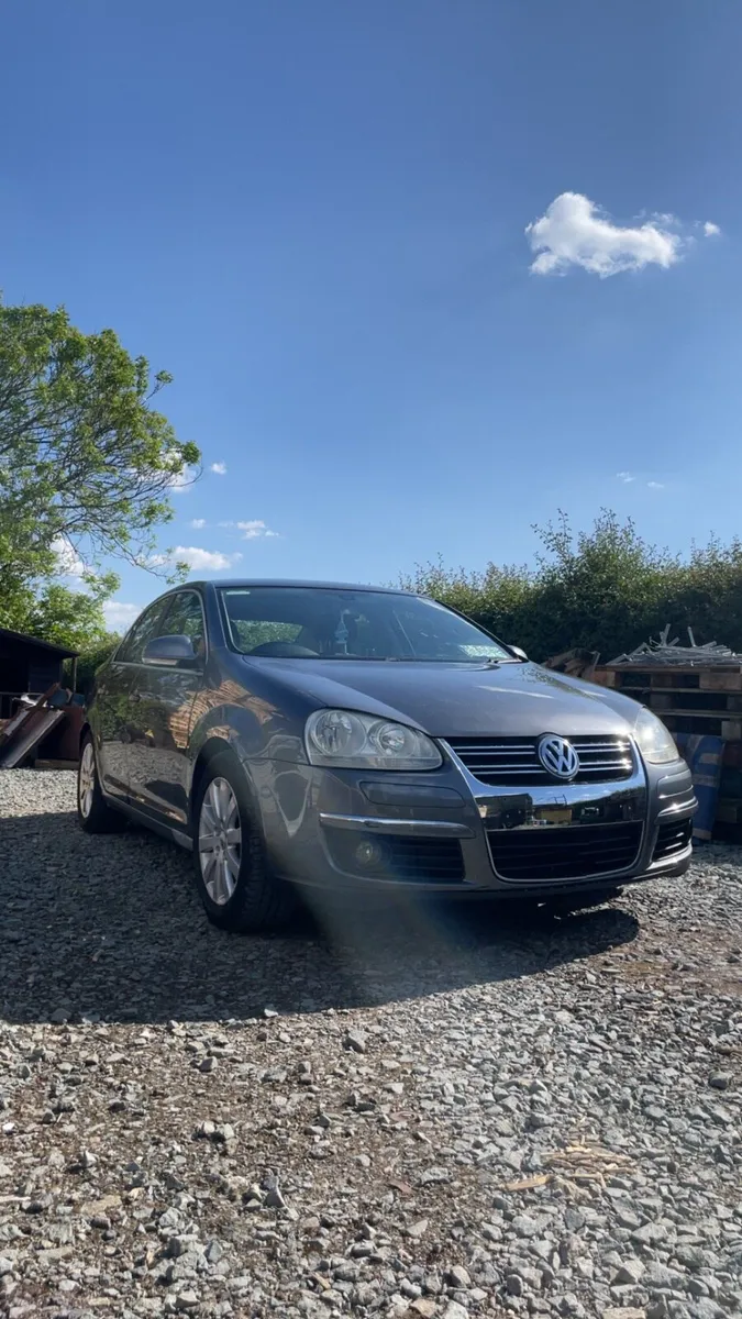 Vw jetta mk5 2L 140 - Image 1