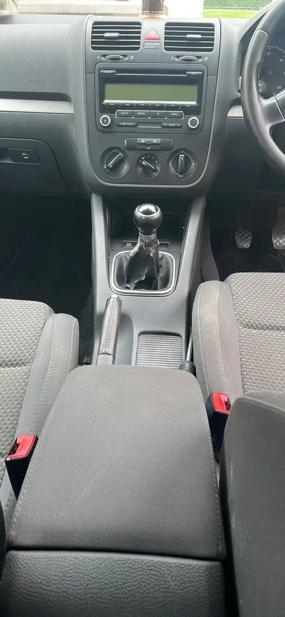 Vw jetta mk5 2L 140 - Image 4