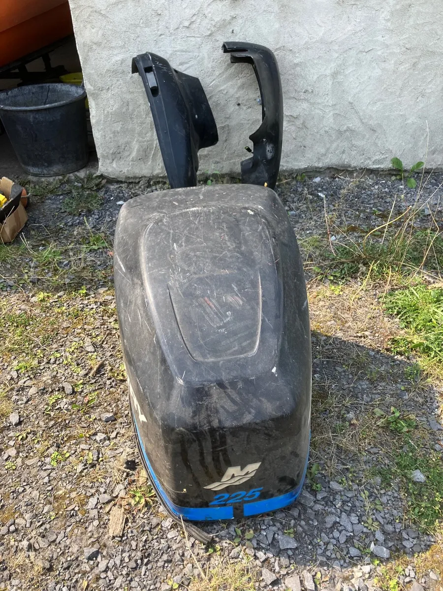 FREE OUTBOARD ENGINE COVER HOOD FREE - Image 2