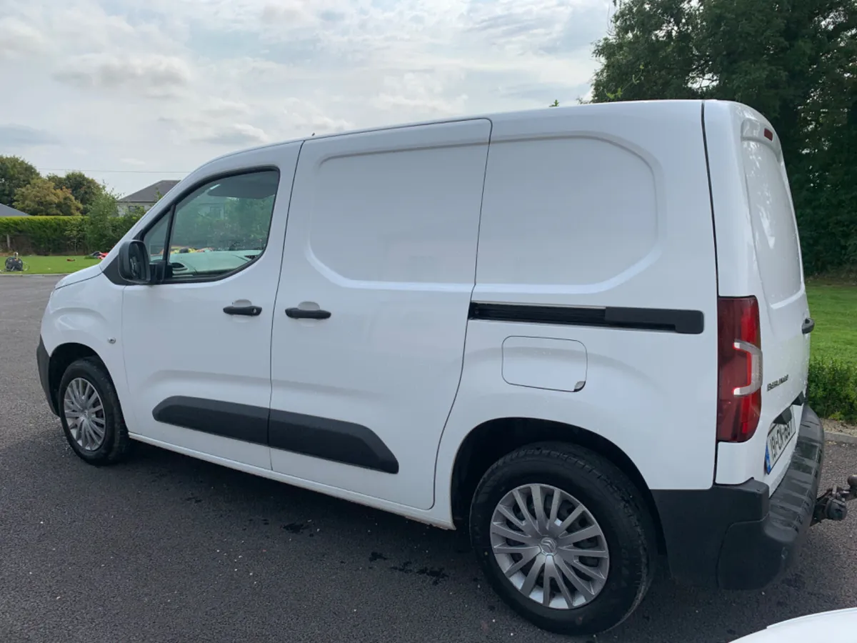 Citroen  Berlingo Air con +Cruise control - Image 4