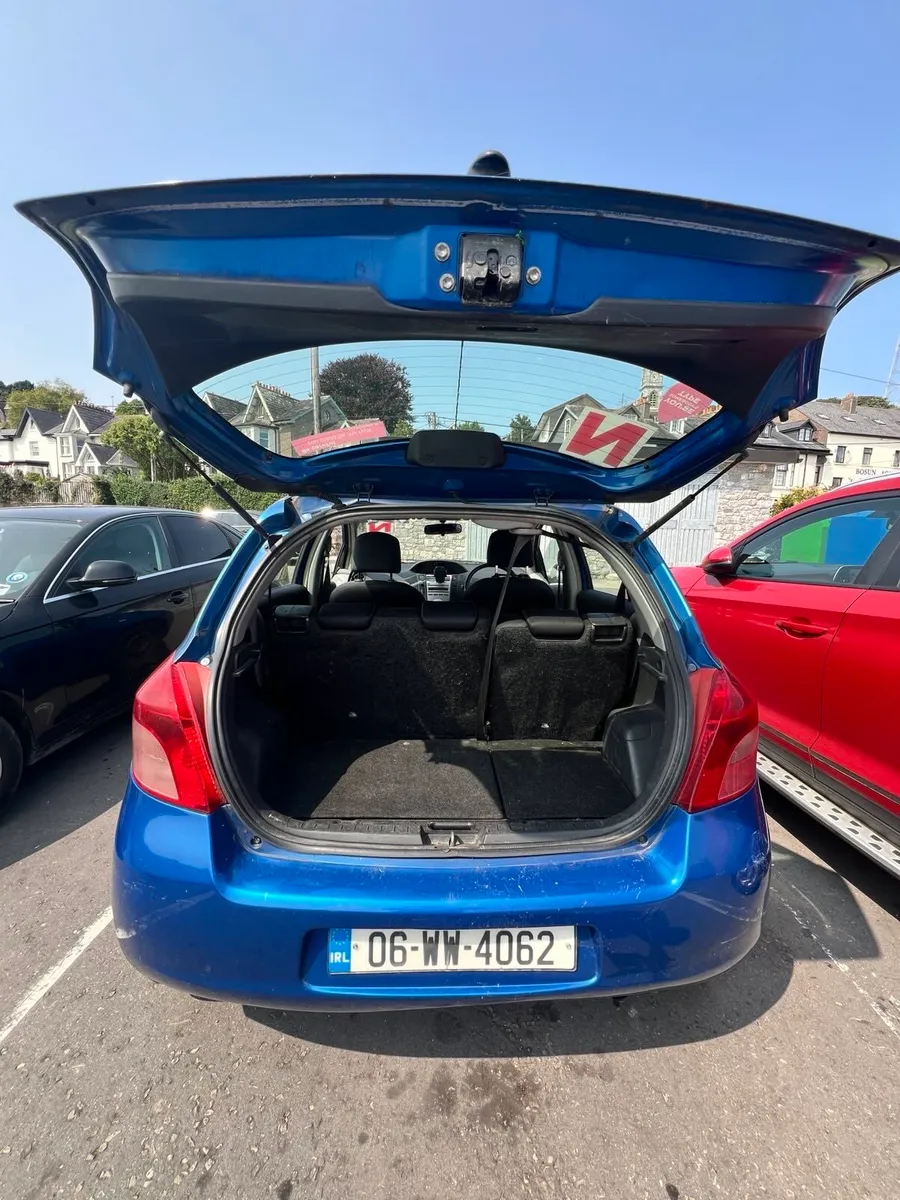 06’ Toyota Yaris - Image 4