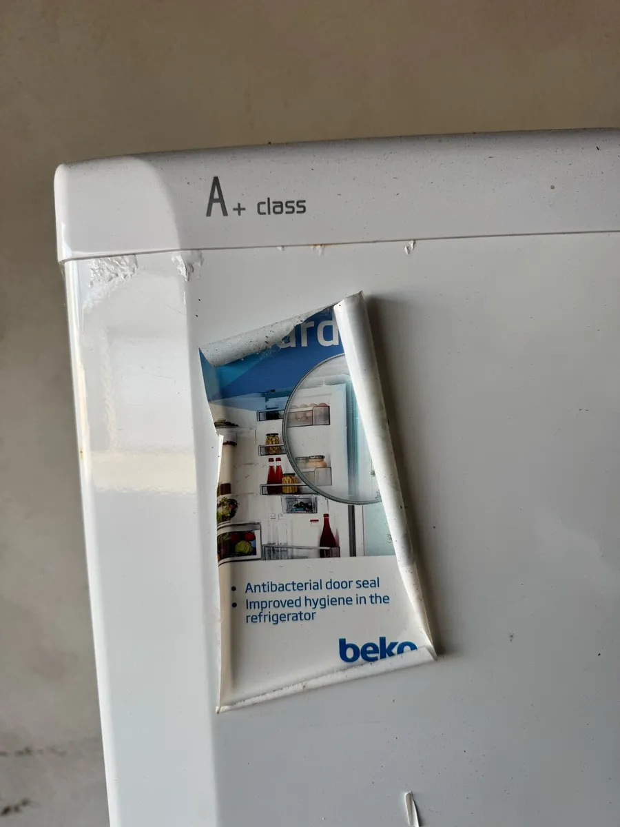 Fridge/freezer - Image 2