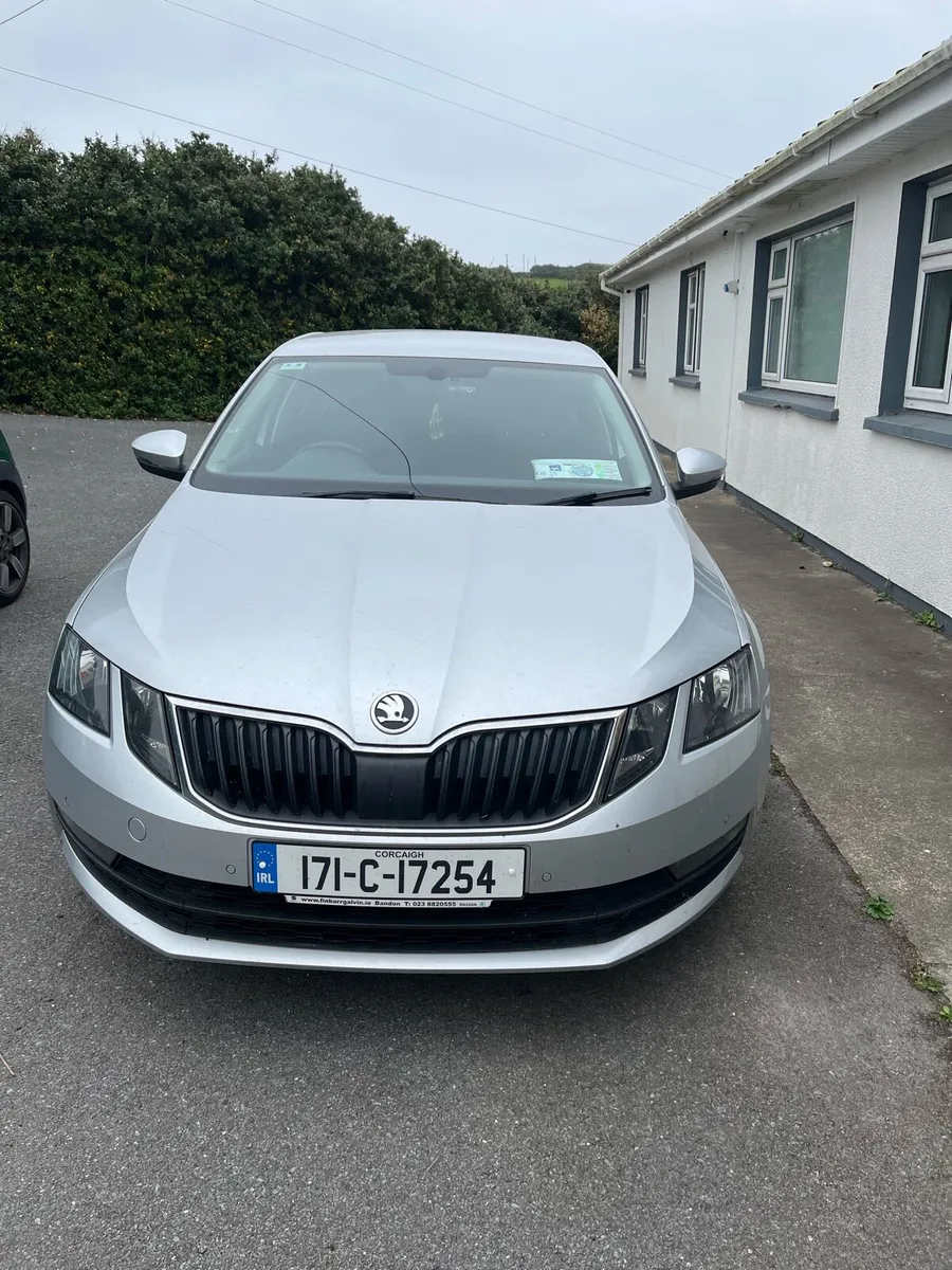Skoda Octavia Elegance model 2l diesel - Image 3