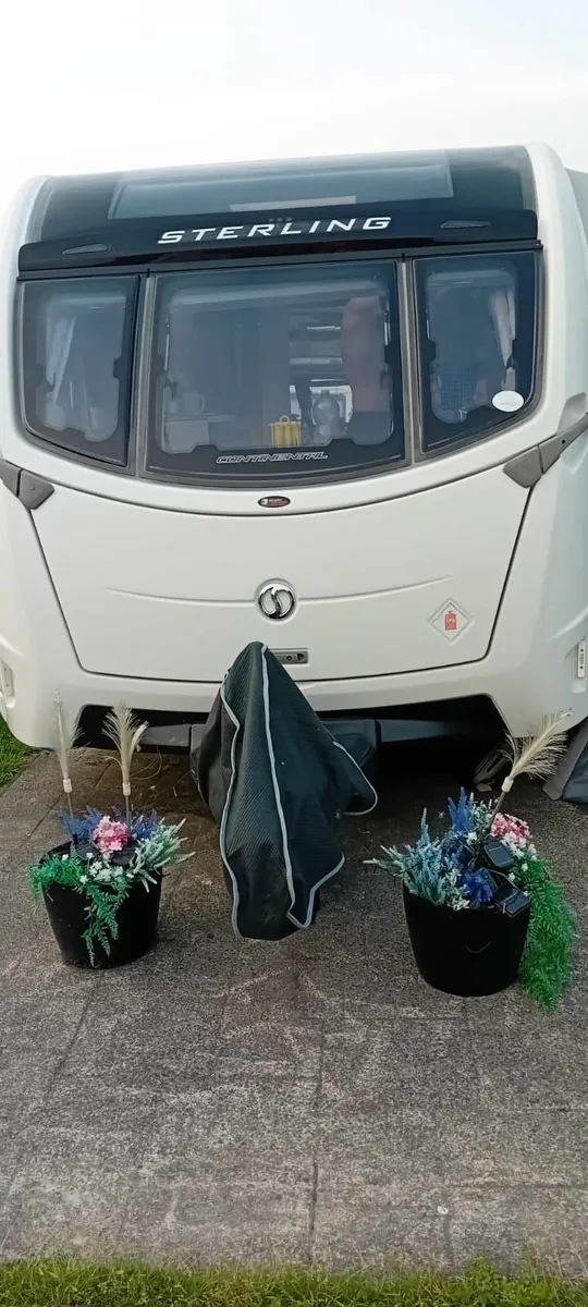 Caravan - Image 4