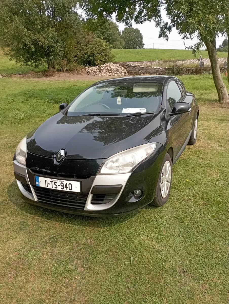 Renault Megane 2011 - Image 1