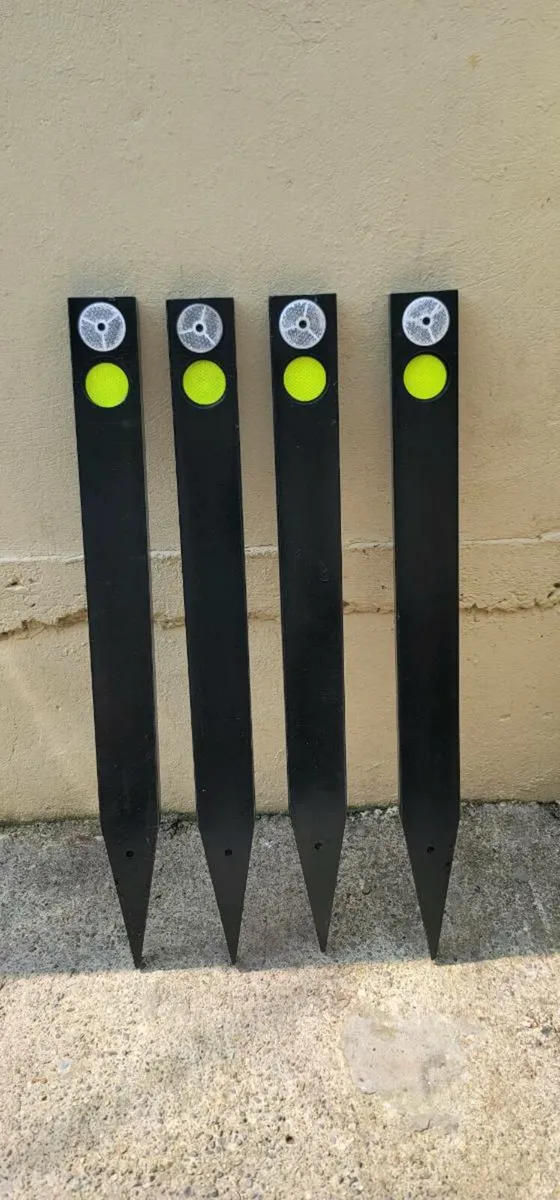 Nighttime Road Entrance Markers